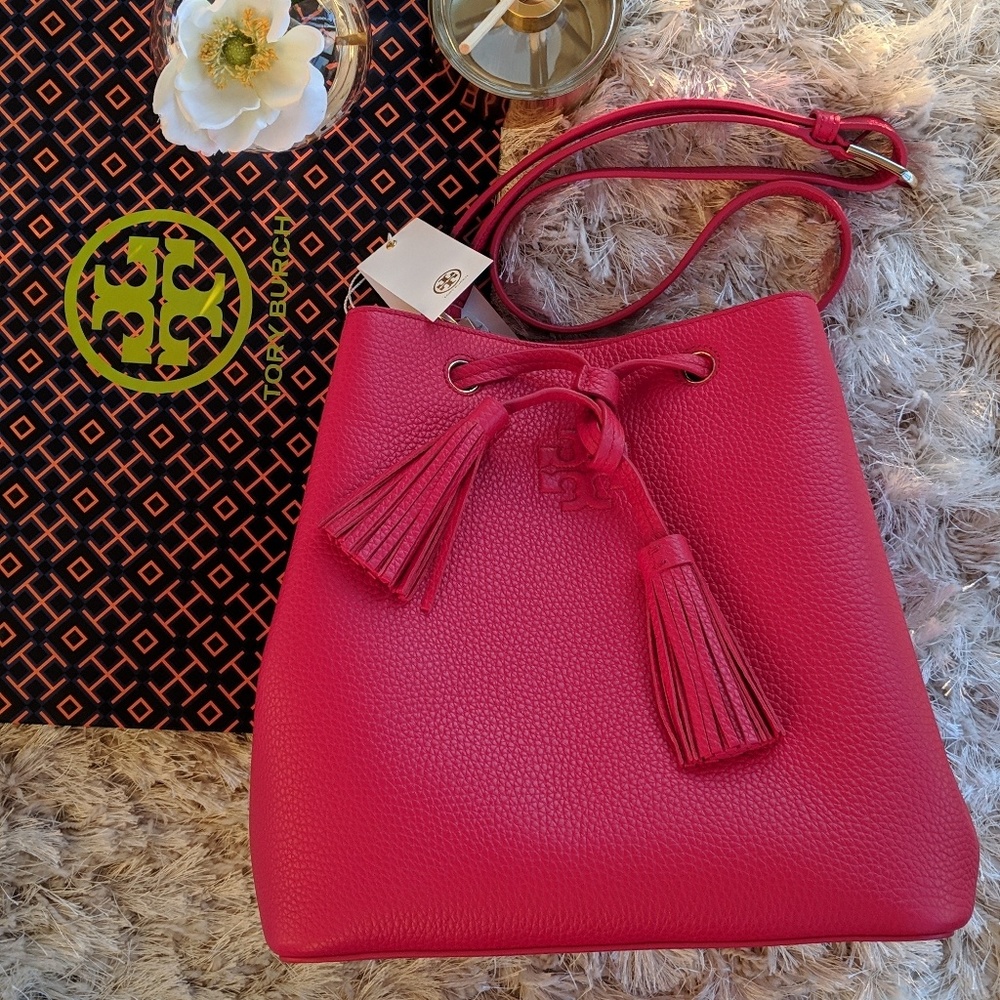 💯 Authentic Tory Burch